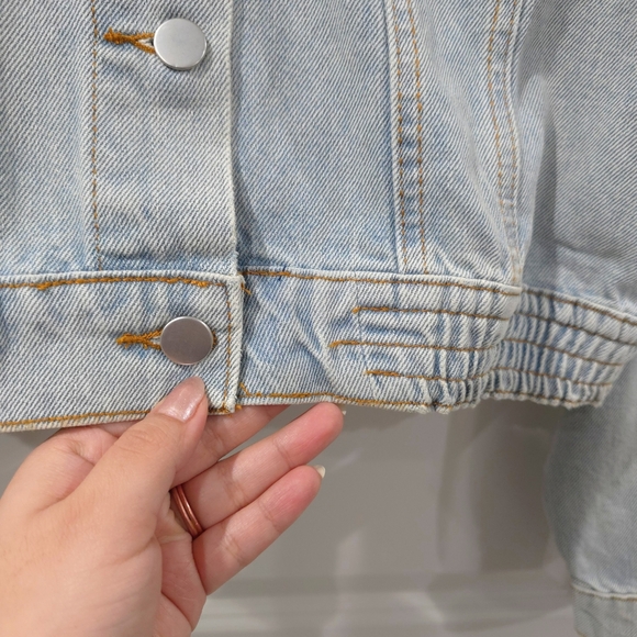 Emory Park Light Blue Wash Cropped Jean Jacket, Elastic Waistband, Unlined, L - Picture 5 of 13